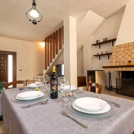 Libio Apartment *